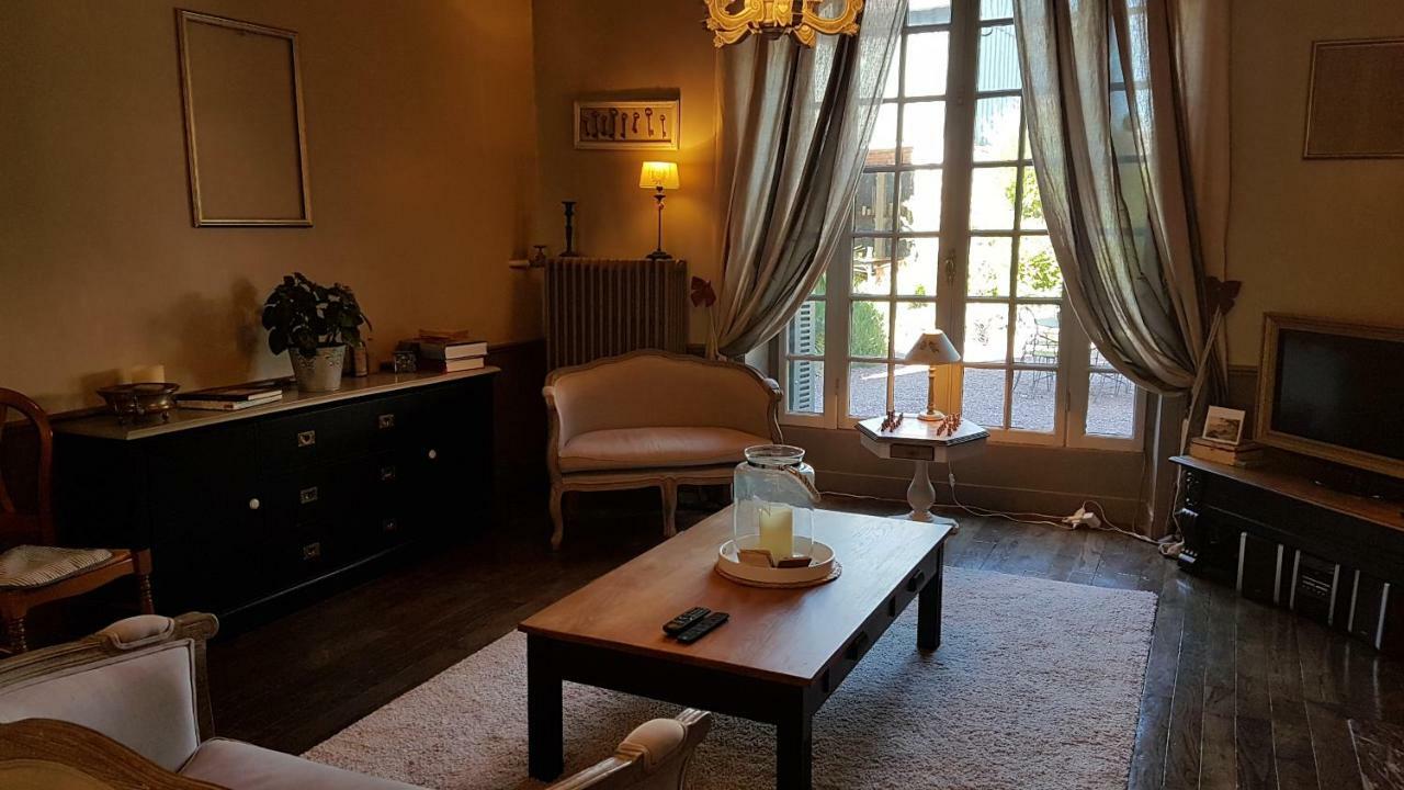 Chambres D'Hotes Le 1900 Val-Couesnon Exteriör bild